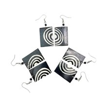 Batik Print Circles Cow Bone Maasai Earrings 712-87