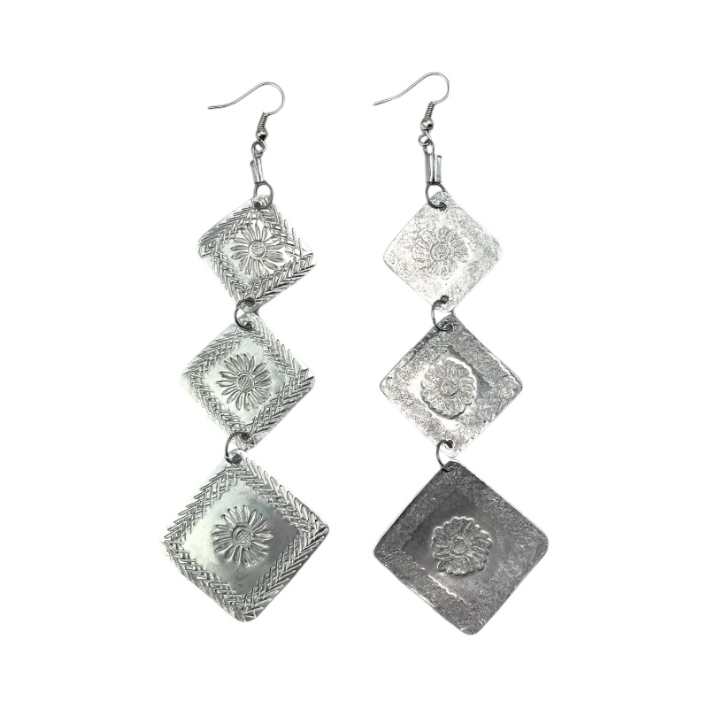 Ua Square Tiered Earrings