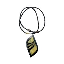 Cow Horn Leaf Pendant Necklace