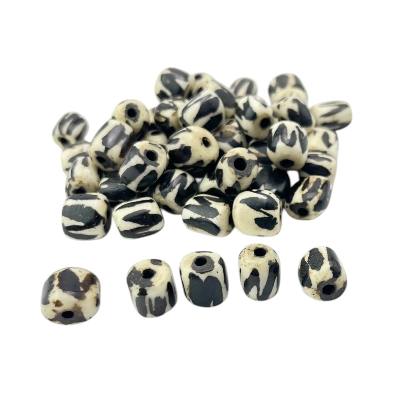 MudCloth Print Trade  Beads 511-101